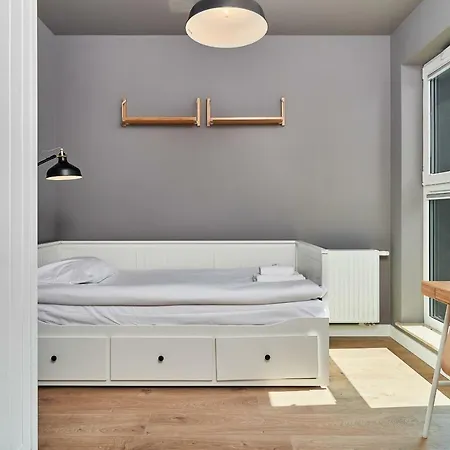 Apartment Malopanewska *