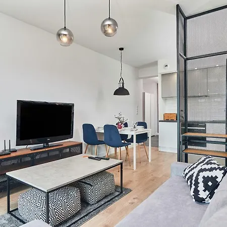 Apartment Malopanewska